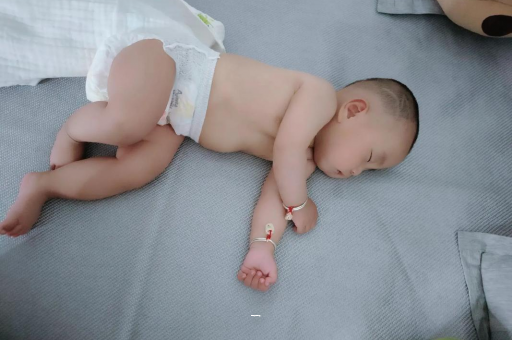 敦煌宝宝老打喷嚏怎么办